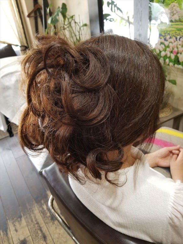 ヘアメニュー一覧　(税込）